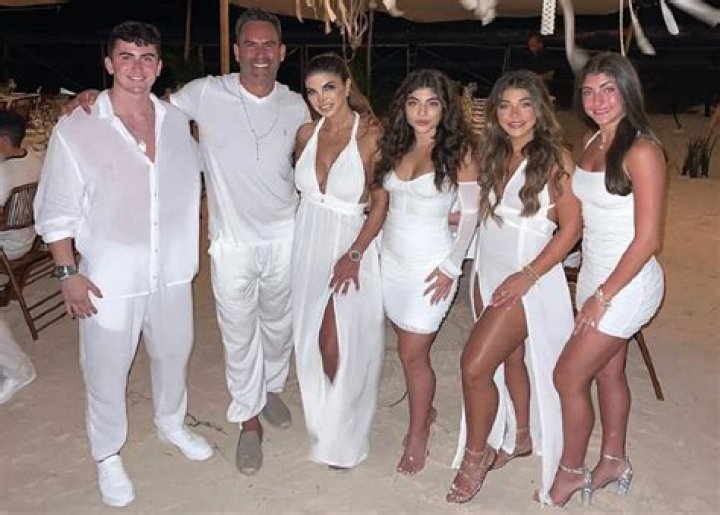 What Is Louie Ruelas Ethnicity? Son Wife And Family