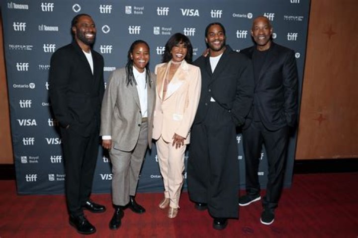 Who are Denzel Dumfriess Parents? Denzel Dumfries Biography, Parents Name, Nationality and More