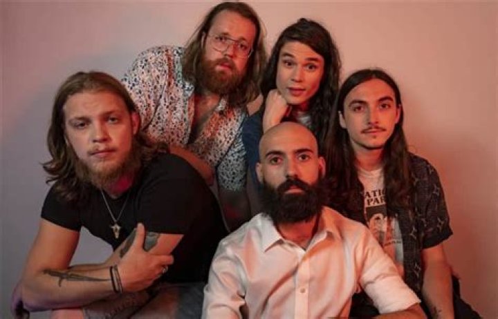 Who are the Rainbow Kitten Surprise members?