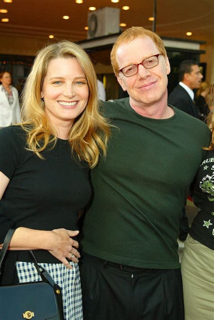 Who is Bridget Fonda married to?