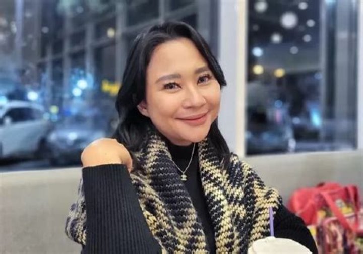 Who Is Chikita Meidy Suami Indra Adhitya? Anak Karier Musik Wikipedia And Age