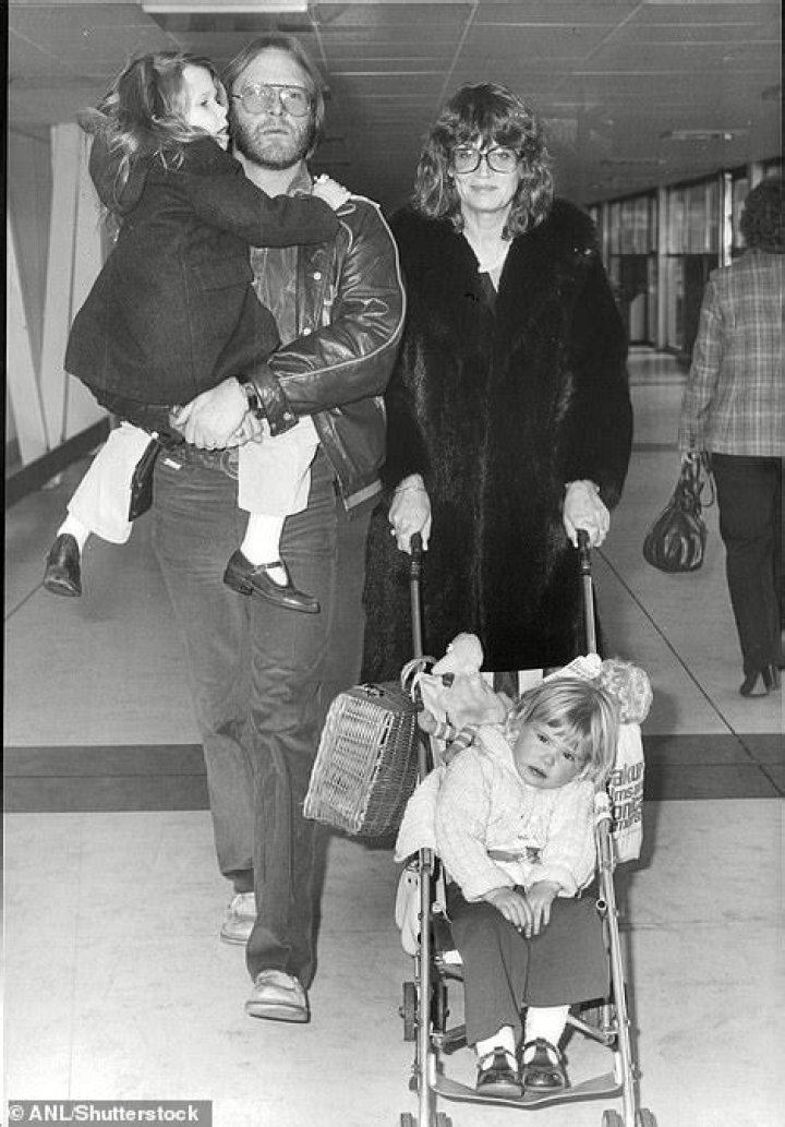 Who is Dennis Waterman’s second wife Patricia Maynard?