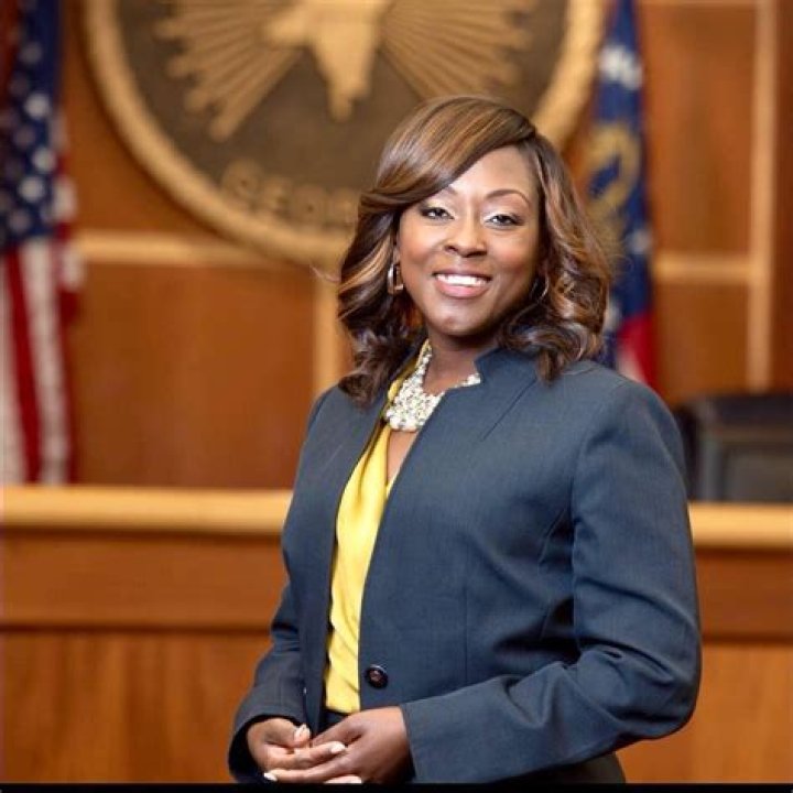 
Who Is Felicia Sonmez? Married Life And Family Details Of National Reporter On The Washington Post 