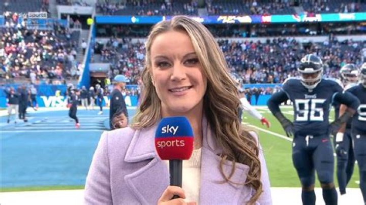 
Who Is Hannah Wilkes Sky Sports Presenter? Facts On Her Age and Partner 