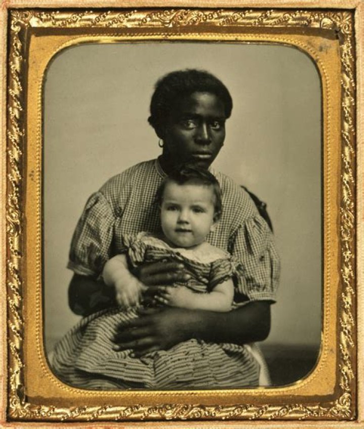 
Who Is Leon Harris Wife, Dawn Lomax? A Look At His Family’s Role In His Life 