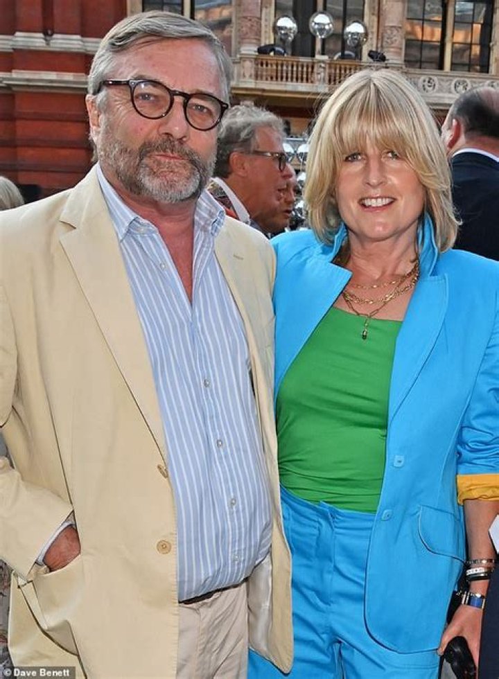 
Who Is Rachel Johnson’s Husband, Ivo Dawnay? All We Know About The Author 