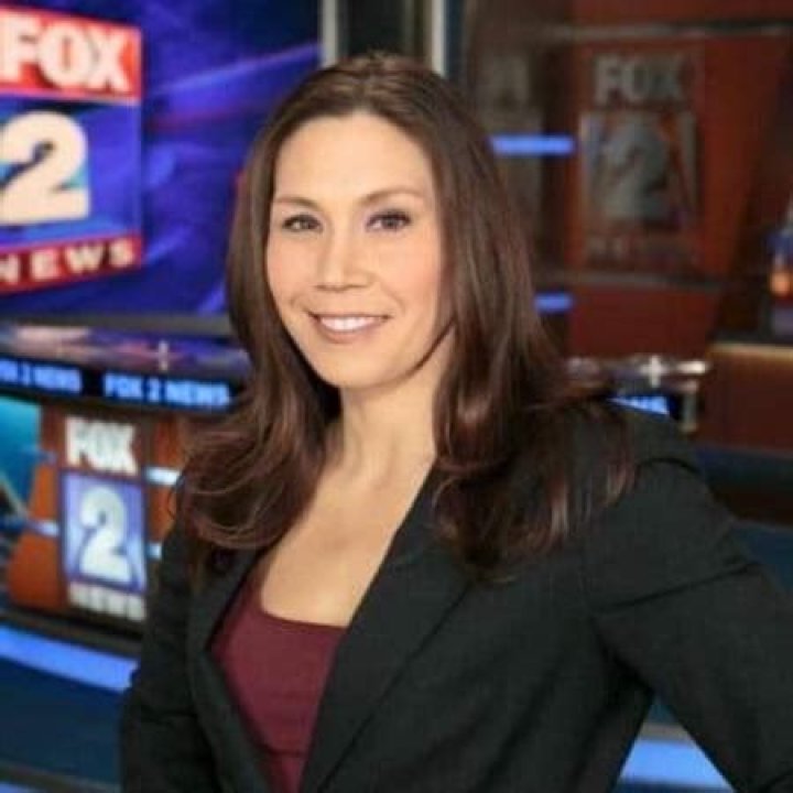 Who is Robin Murdoch? She was a American Reporter and Anchor.