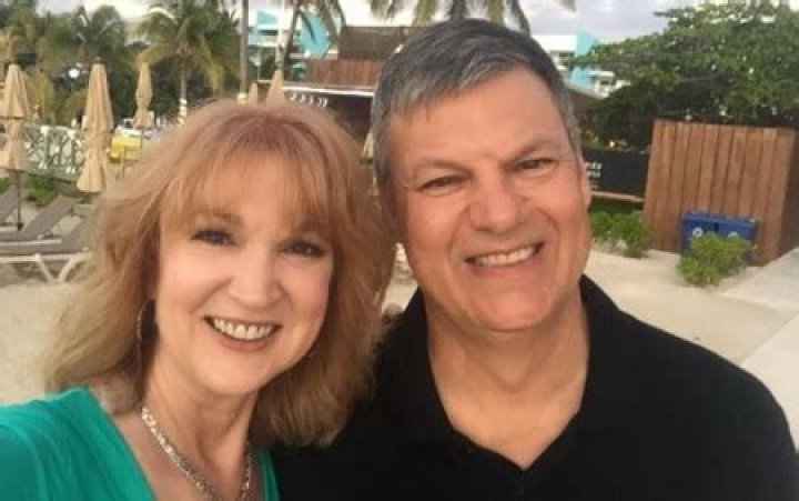 Who is the American meteorologist Lisa Spencer married to? Know about her marital details?