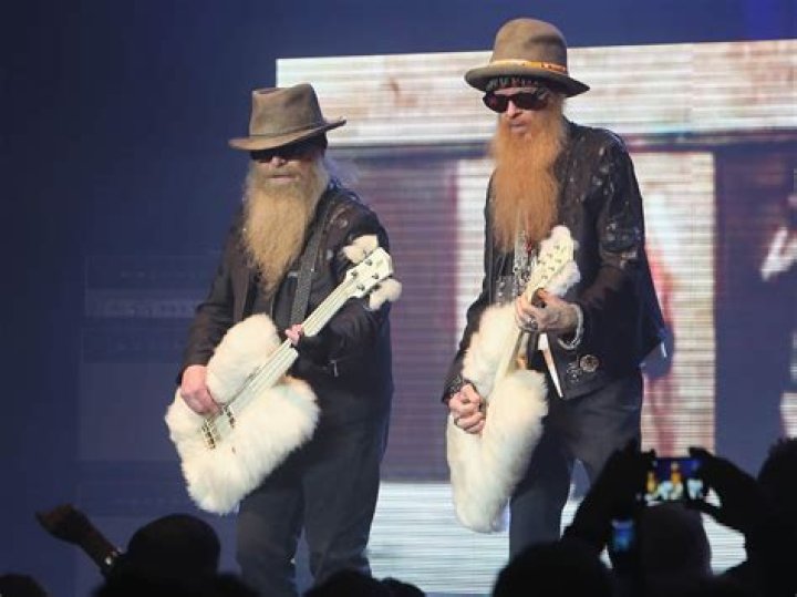 Who replaced Dusty Hill from ZZ Top?