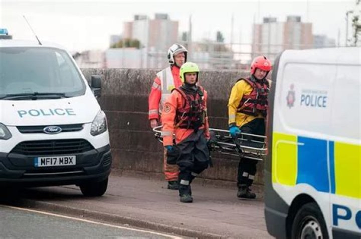 
Who Was Daniel Lee? 41-Year-Old Missing Firefighter Dead Body Found In River Irwell Manchester 