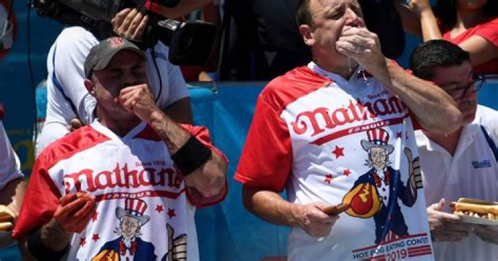 Why is George Shea Shaking? What Happened To Nathan Hot Dog Competition MC?
