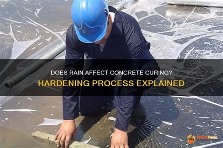 Will concrete harden in the rain?
