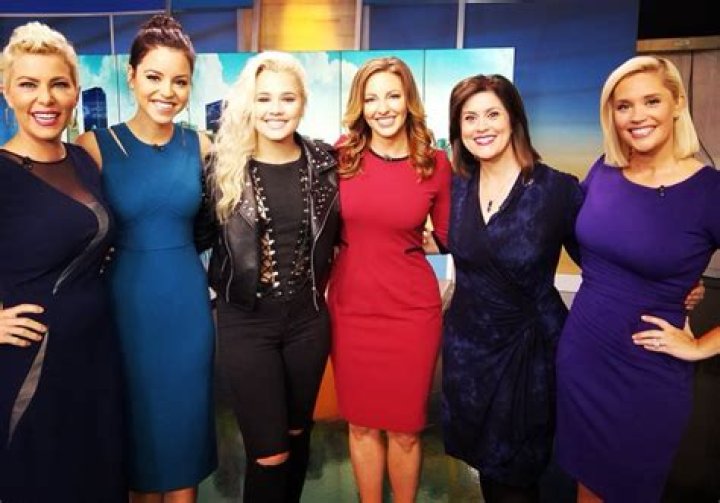 WTAE-TV anchor, Kelly Sasso is married to Nicolas Sasso (Bio, Age, Height, Career, Family & Net Worth)