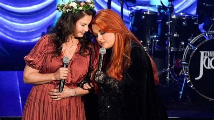 Wynonna Judd - Age, Family, Bio
