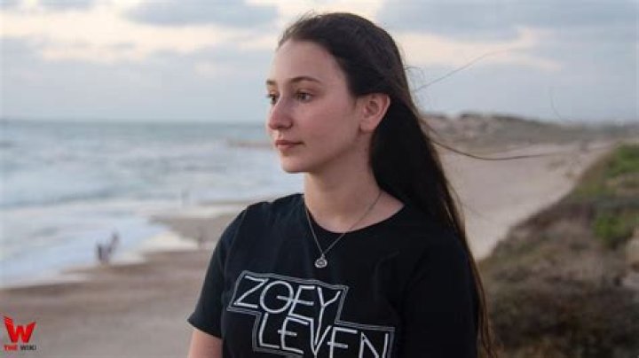 Yael Yurman - Age, Family, Bio