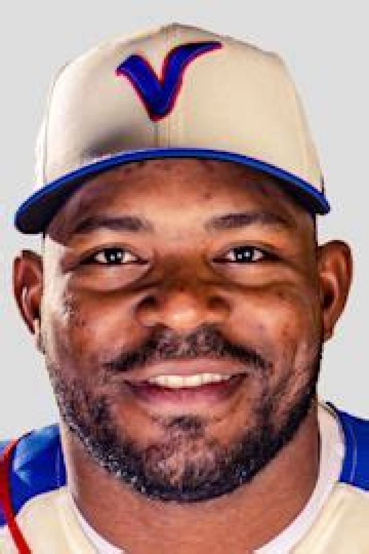 
Yasiel Puig Height, Weight, Net Worth, Age, Birthday, Wikipedia, Who, Nationality, Biography 