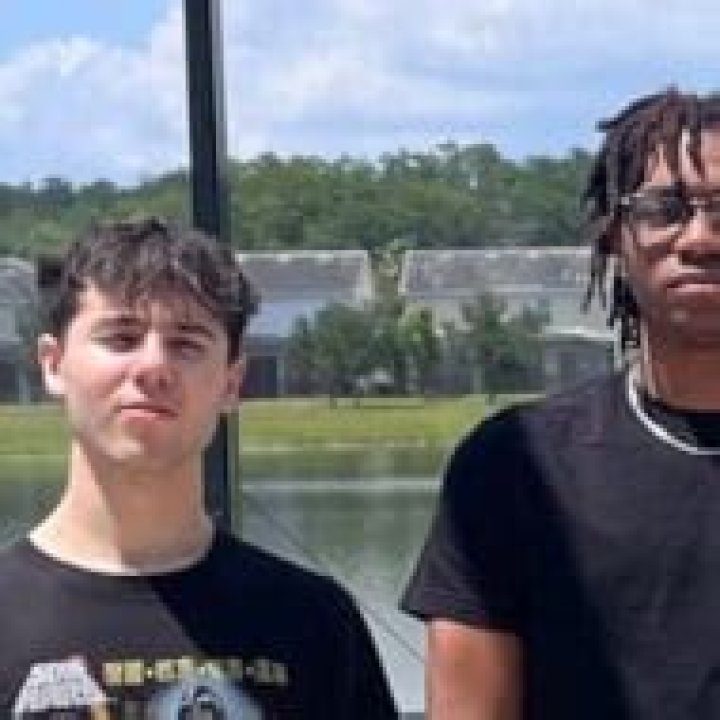 yeSloth - Age, Family, Bio