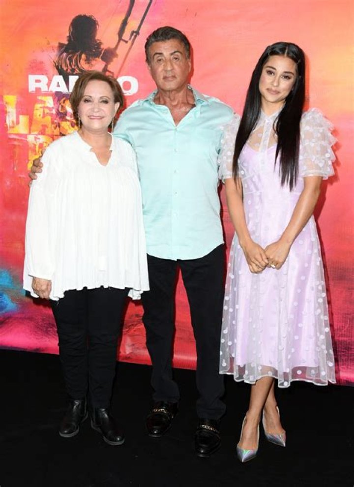 Yvette Monreal Net Worth - Wiki, Age, Weight and Height, Relationships, Family, and More