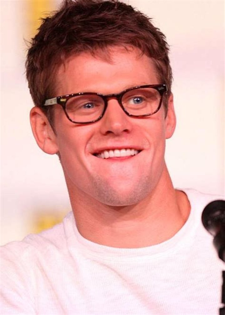 Zach Roerig Height, Weight, Net Worth, Age, Birthday, Wikipedia, Who, Nationality, Biography