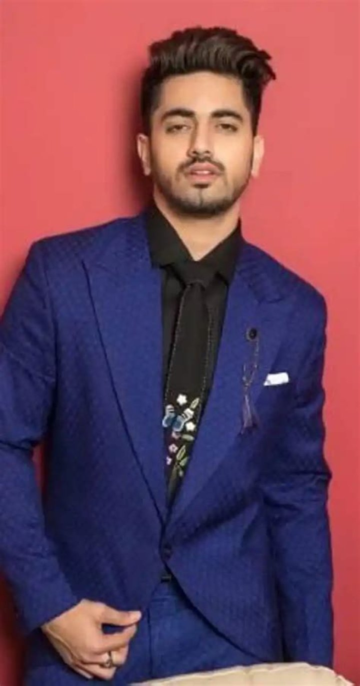 
Zain Imam Height, Weight, Net Worth, Age, Birthday, Wikipedia, Who, Nationality, Biography 