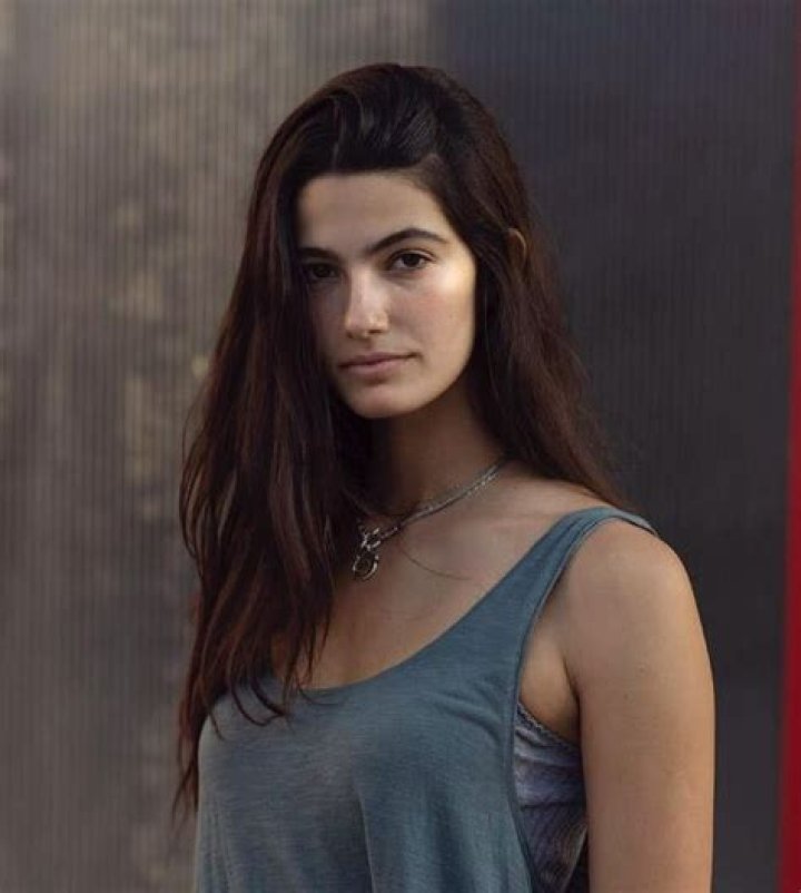 Zena Emad - Age, Family, Bio